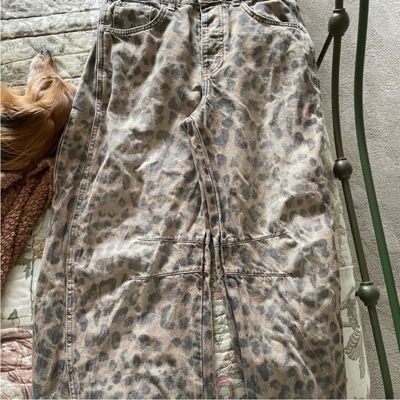 Free People Leopard Barrel Jeans size 27 - Picture 4 of 8